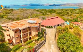 Vista Condor Lodge