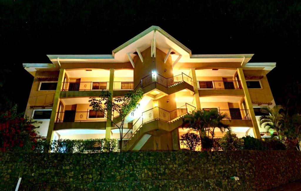Vista Condor Lodge Puerto Viejo  Exterior photo